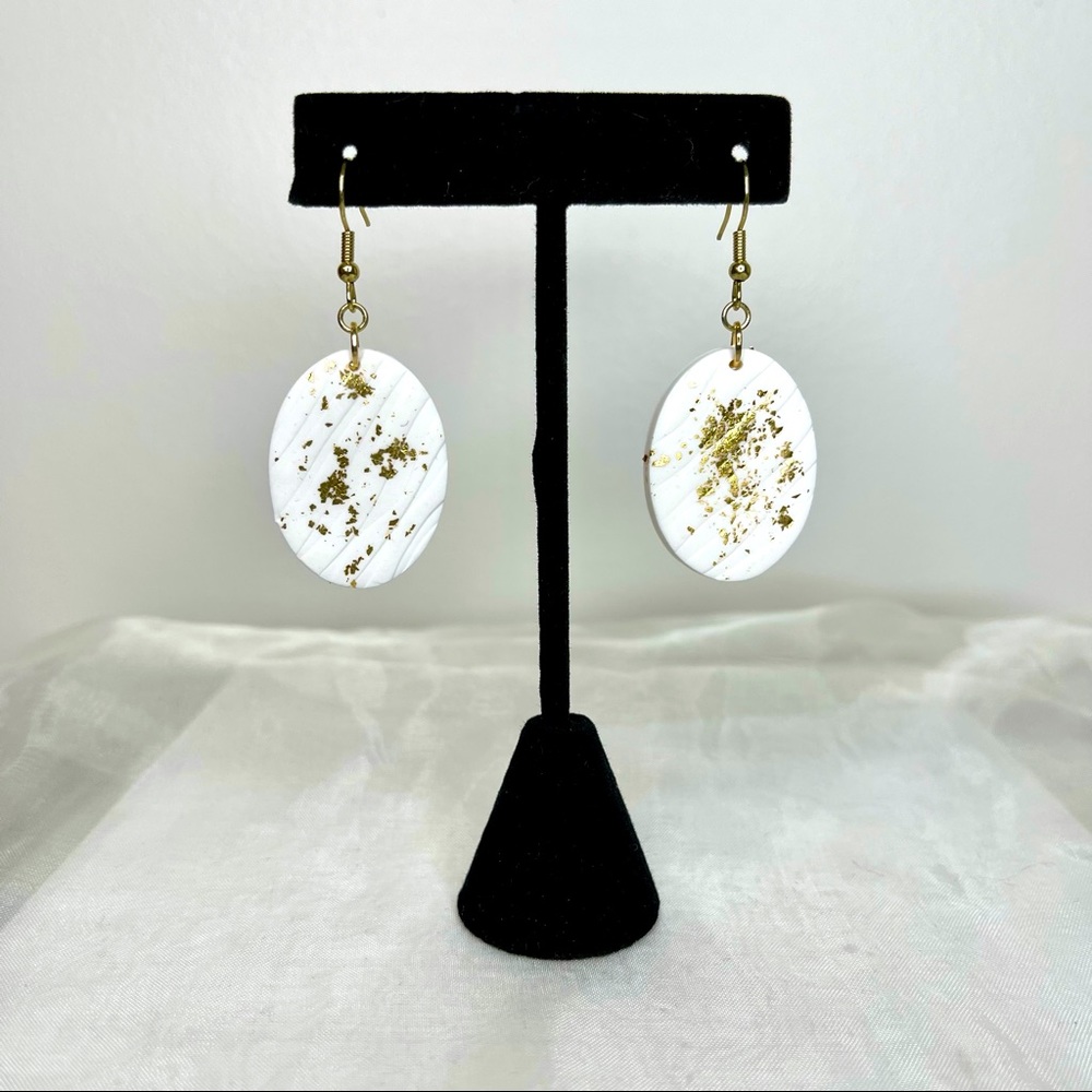 ✨Funky HANDCRAFTED Gold Leaf Earrings✨
